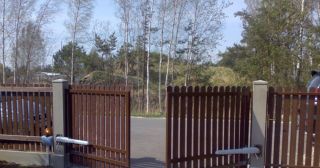 Купить распашные ворота из штакетника Мариинск, цена от 2741 руб.