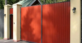Купить ворота из профнастила Мариинск, цена от 4086 руб.